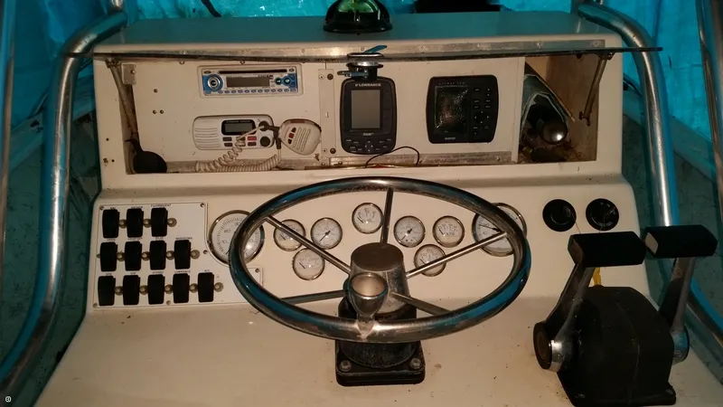 Slide: The Image of Chris-Craft 30 Scorpion 1985 - 7
