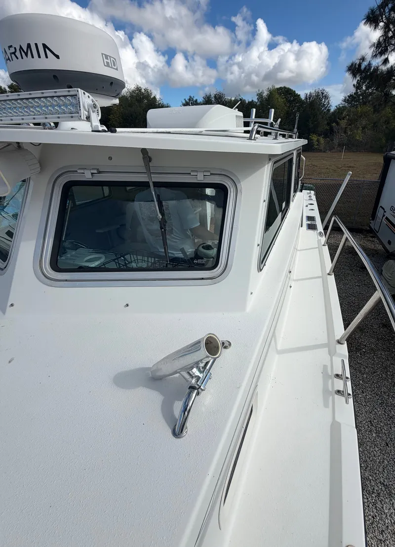 Slide: The Image of Parker Marine 2530 XLT 2014 - 9
