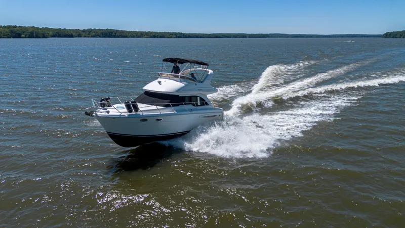 Slide: The Image of Meridian 341 Sedan 2005 - 15