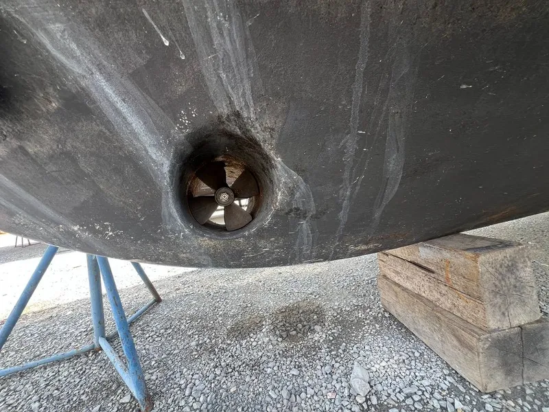 Slide: The Image of Meridian 341 Sedan 2005 - 8