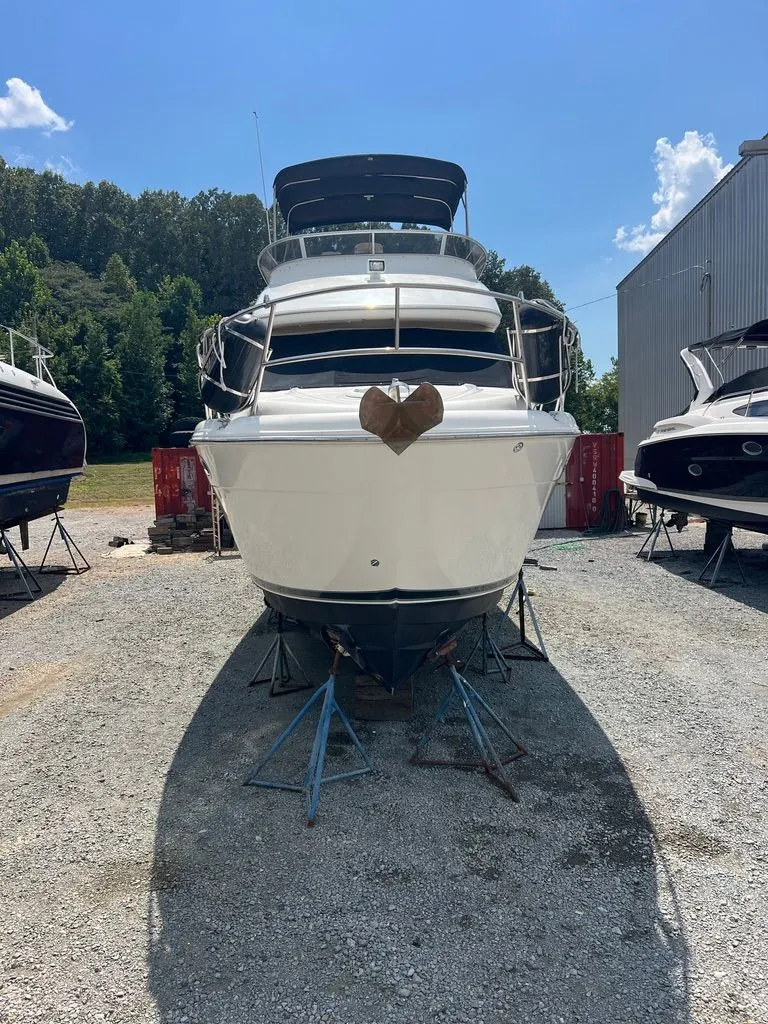 Slide: The Image of Meridian 341 Sedan 2005 - 9