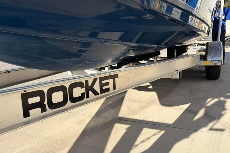 Slide: The Image of 2011 Sea Hunt BX 22 BR boat on Rocket trailer, side view. - 36