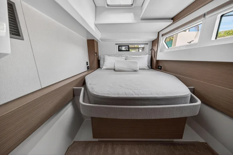 Slide: The Image of Luxurious cabin interior of 2025 Leopard 46 yacht with modern design and comfortable bedding. - 48