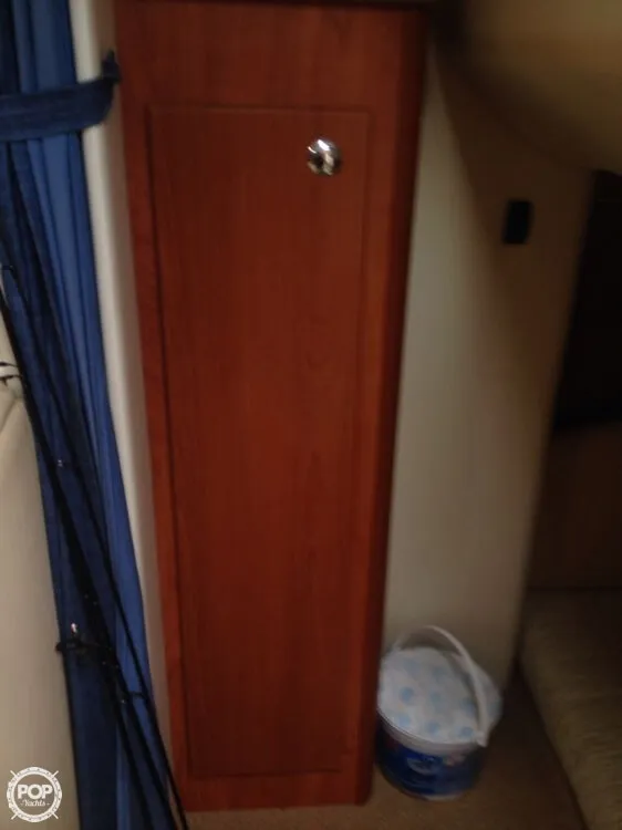 Slide: The Image of Bayliner 305 Cruiser 2007 - 10