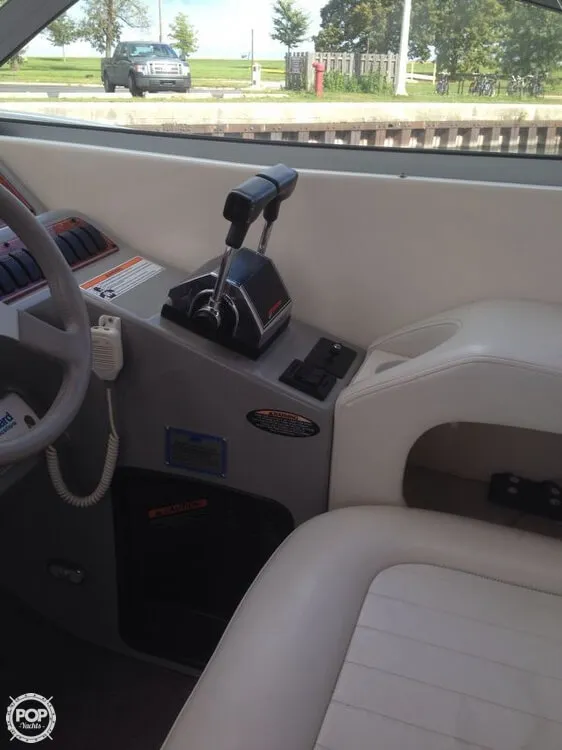 Slide: The Image of Bayliner 305 Cruiser 2007 - 11