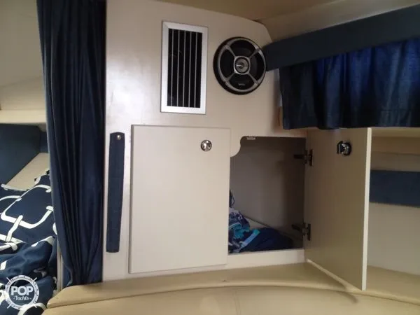Slide: The Image of Bayliner 305 Cruiser 2007 - 7