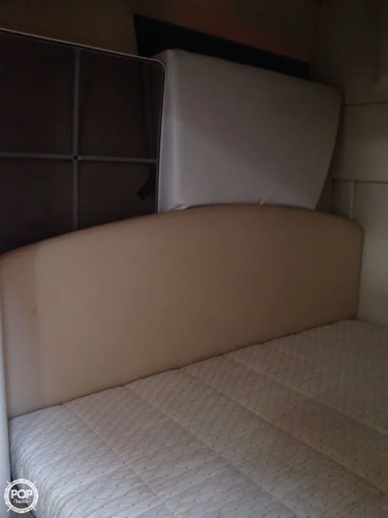 Slide: The Image of Bayliner 305 Cruiser 2007 - 8