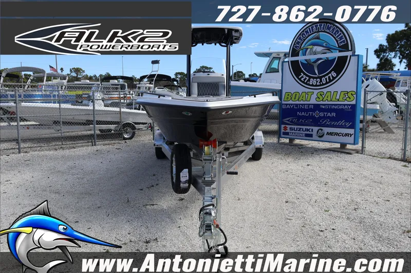 Slide: The Image of 2026 ALK2 Powerboats 25 CRXL displayed at Antonietti Marine boat sales. - 3