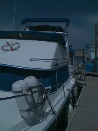 Slide: The Image of Bayliner 285 Contessa 1987 - 10