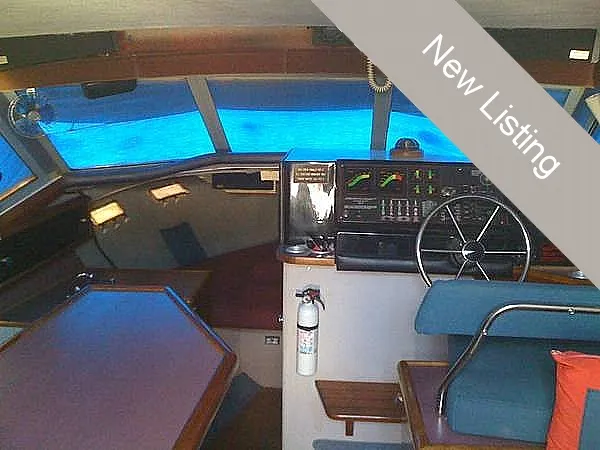 Slide: The Image of Bayliner 285 Contessa 1987 - 5