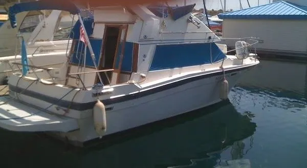 Slide: The Image of Bayliner 285 Contessa 1987 - 6
