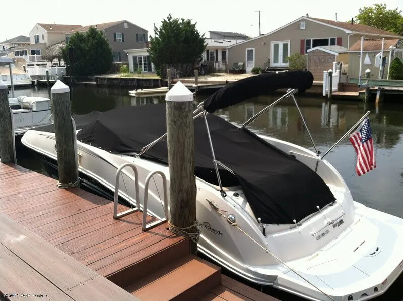 Slide: The Image of Sea Ray 260 Sun Deck 2009 - 3