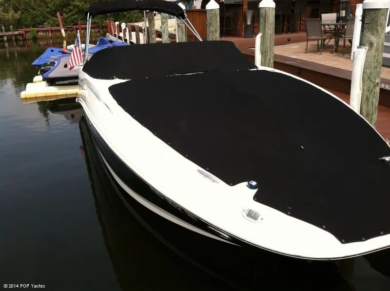Slide: The Image of Sea Ray 260 Sun Deck 2009 - 7