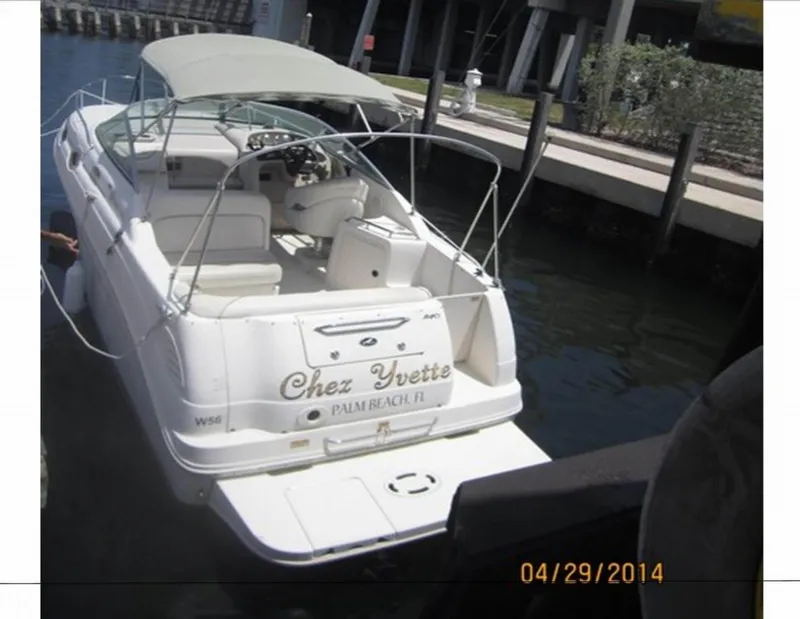 Slide: The Image of Sea Ray 240 Sundancer 2002 - 9