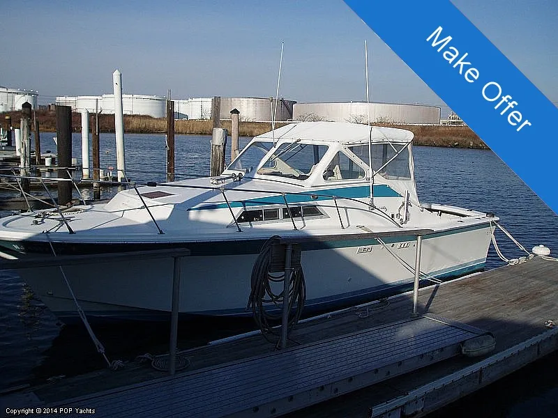 Slide: The Image of Uniflite 28 Salty Dog 1977 - 1