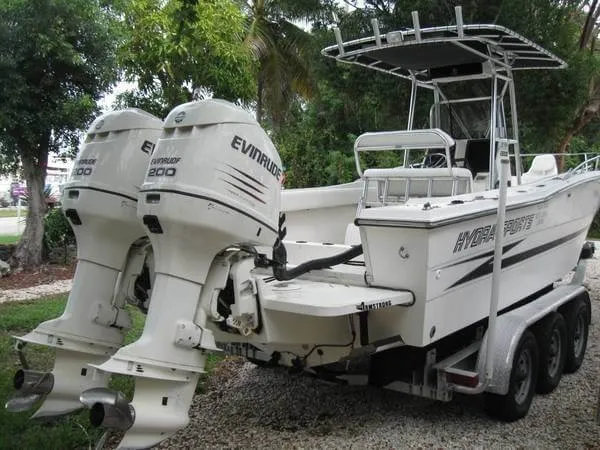 Slide: The Image of Hydra-Sports 2500 Cc 1992 - 2