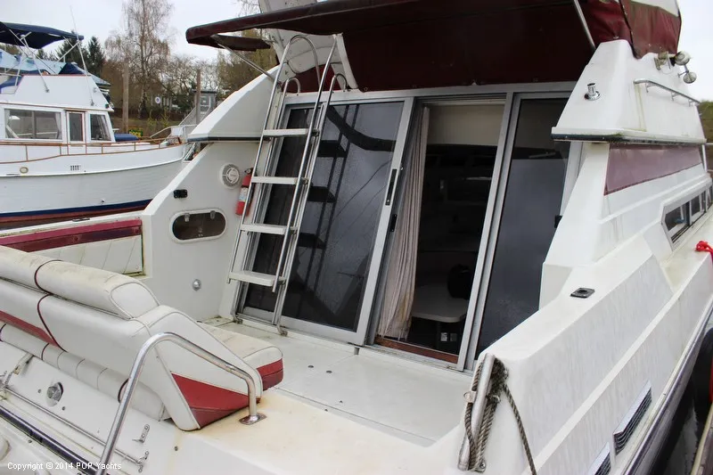 Slide: The Image of Carver Yachts Santego 3067 1990 - 5