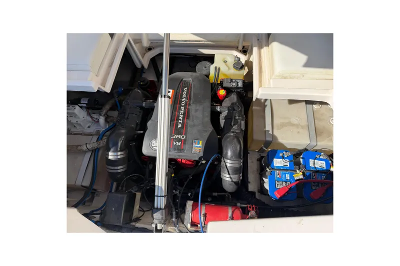 Slide: The Image of Engine compartment of 2017 Regal 2700 ES Bowrider with Volvo Penta V8 engine. - 23