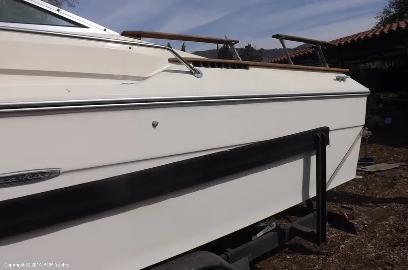 Slide: The Image of Sea Ray SRV 260 Sundancer 1977 - 8