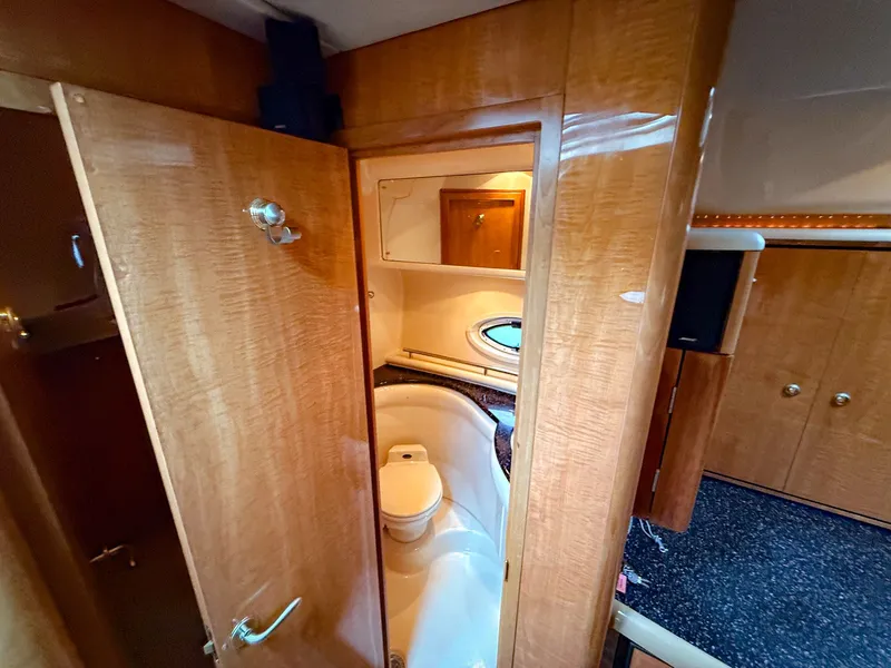 Slide: The Image of Maxum 4200 SCR 2002 - 24