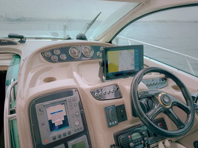 Slide: The Image of Maxum 4200 SCR 2002 - 35