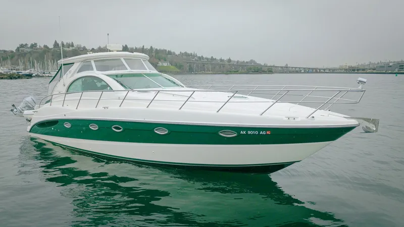 Slide: The Image of Maxum 4200 SCR 2002 - 8