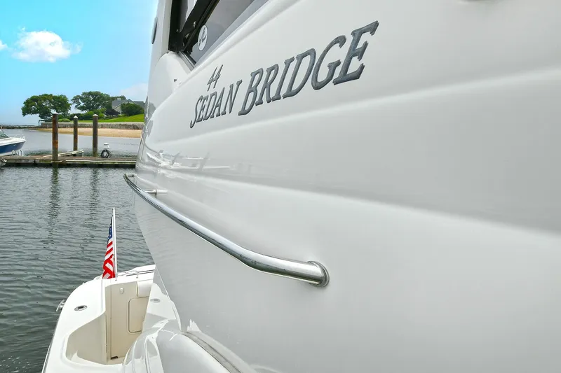 Slide: The Image of Sea Ray 44 Sedan Bridge 2008 - 75
