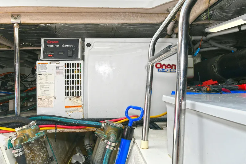 Slide: The Image of Sea Ray 44 Sedan Bridge 2008 - 84