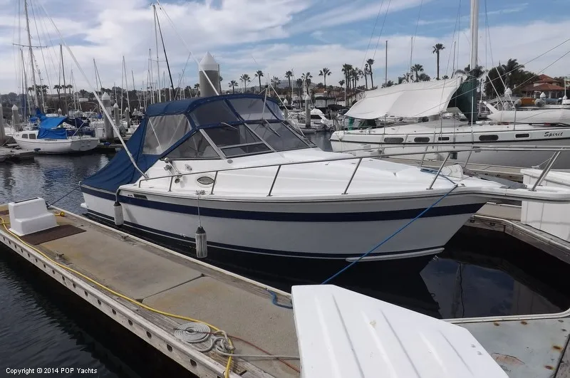 Slide: The Image of Luhrs 27 Alura 1988 - 10