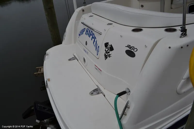 Slide: The Image of Sea Ray 260 Sundancer 2006 - 10