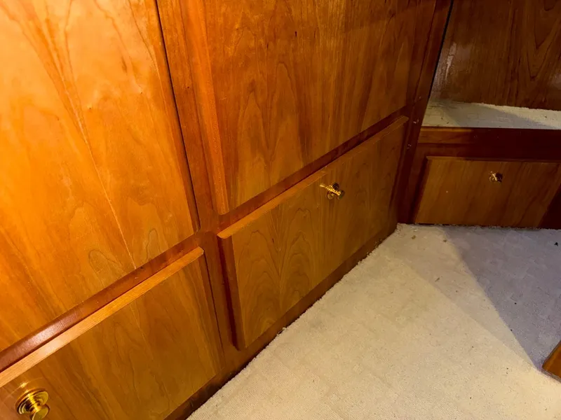 Slide: The Image of Navigator 5700 2002 - 56