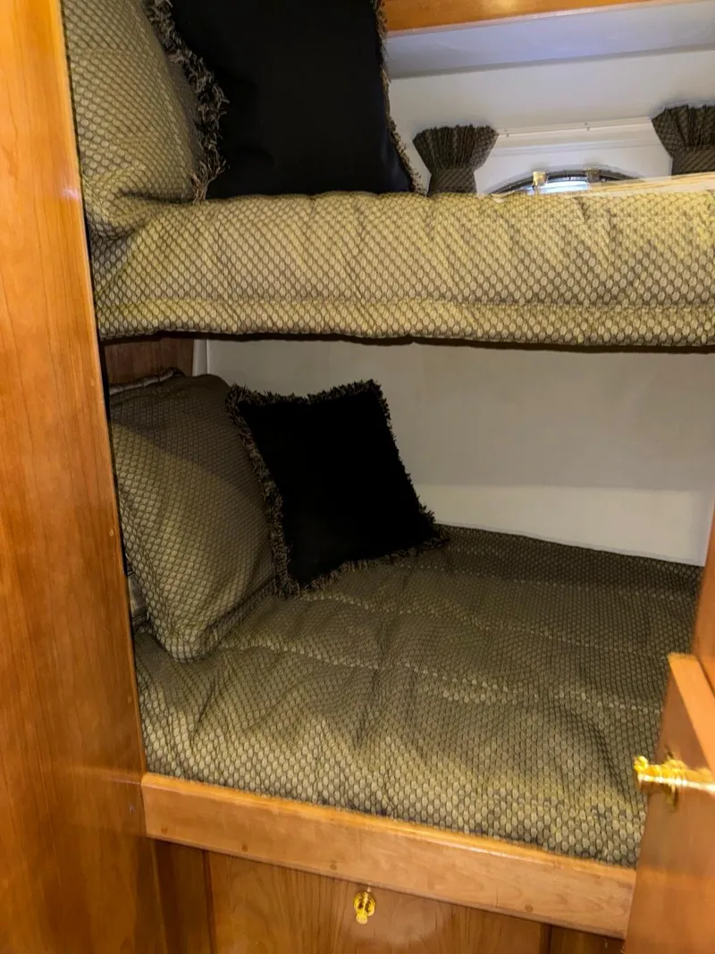 Slide: The Image of Navigator 5700 2002 - 59