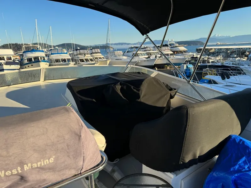 Slide: The Image of Navigator 5700 2002 - 67