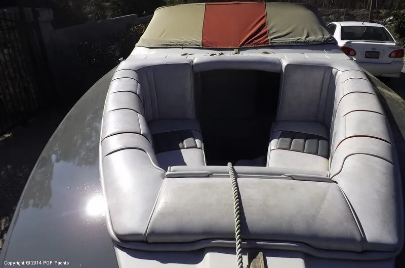 Slide: The Image of Sea Ray Pachanga II 1986 - 10