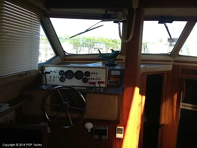 Slide: The Image of Sea Ray 36 AFT Cabin 1984 - 9