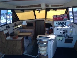 Slide: The Image of Sea Ray 340 Sedan Bridge 1985 - 10