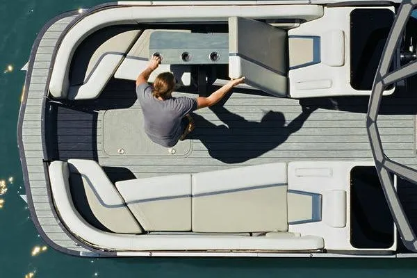 Slide: The Image of Top view of a 2026 Custom rOve 265 boat with seating and table. - 19