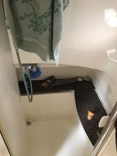 Slide: The Image of Formula Performance Cruiser 2003 - 16