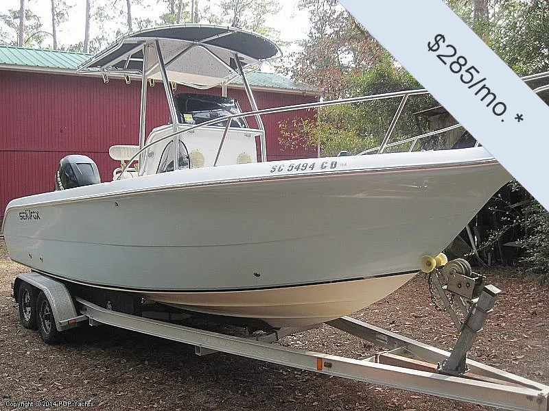 Slide: The Image of Sea Fox 230 Center Console 2005 - 2