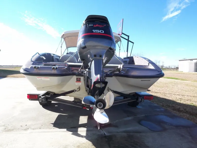 Slide: The Image of Stratos 486SF Fish & Ski 2008 - 1