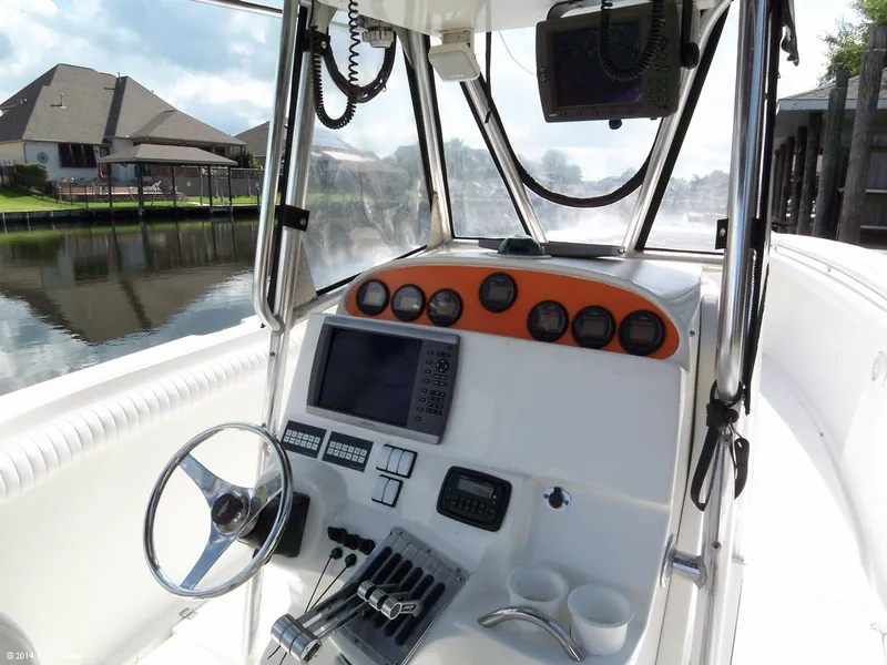 Slide: The Image of Wellcraft Scarab 35 Sport 2001 - 10