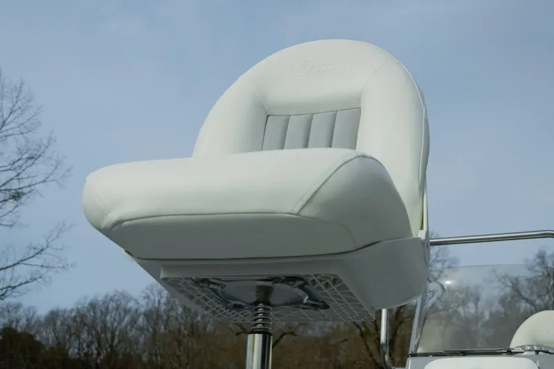 Slide: The Image of White boat seat on G3 Bay 17, 2026 model, against a clear sky. - 32