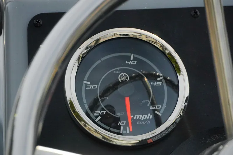 Slide: The Image of Speedometer of 2026 G3 Bay 17 boat, displaying mph and km/h. - 8