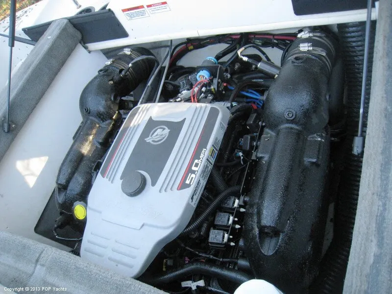 Slide: The Image of Sea Ray 205 Sport 2010 - 3
