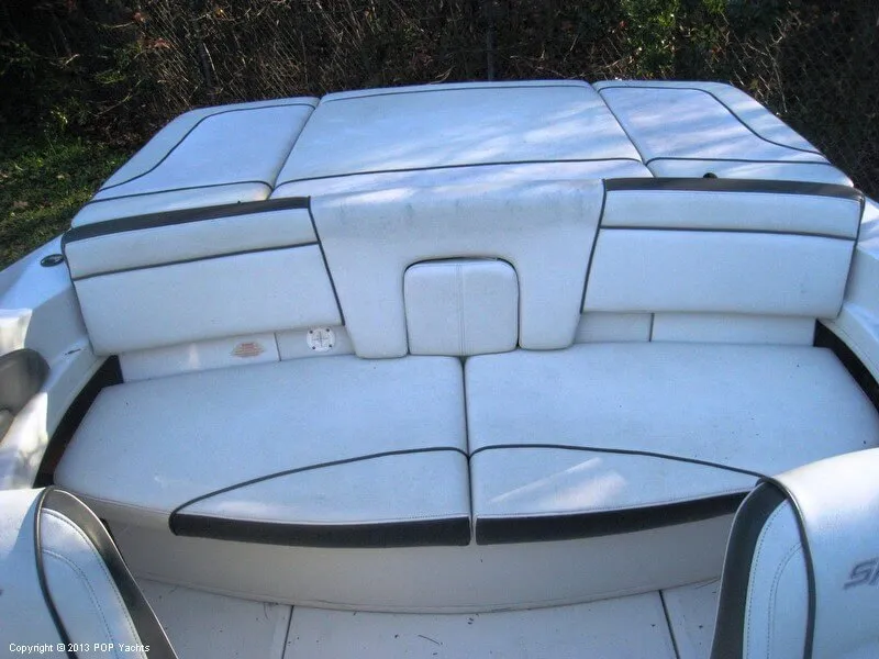 Slide: The Image of Sea Ray 205 Sport 2010 - 7