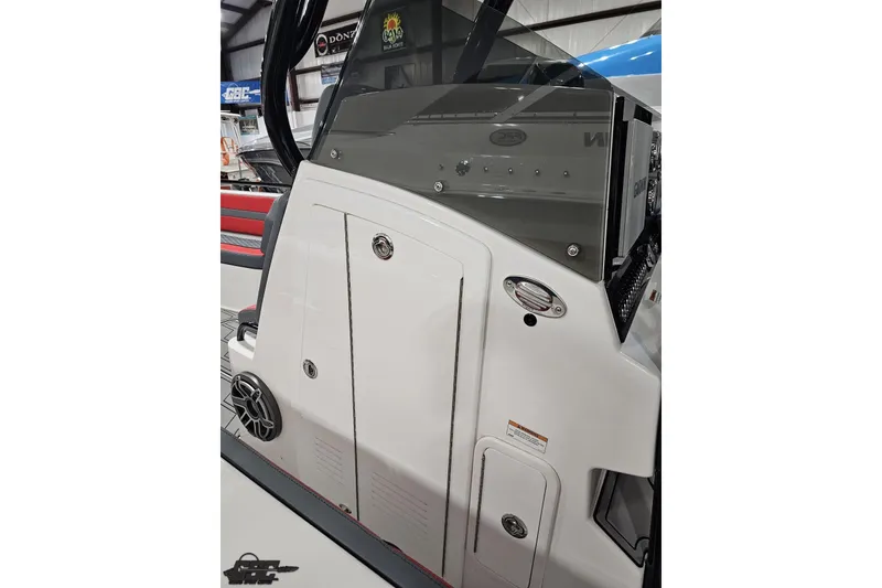 Slide: The Image of 2025 Concept 27' CC boat console with sleek design and modern features. - 115