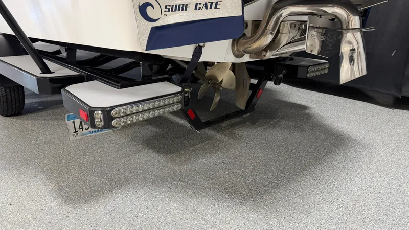 Slide: The Image of Malibu Wakesetter 24 MXZ 2017 - 116