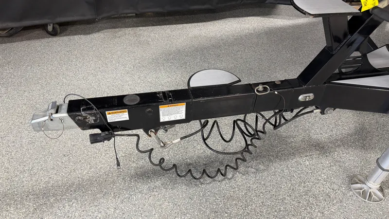 Slide: The Image of Malibu Wakesetter 24 MXZ 2017 - 121