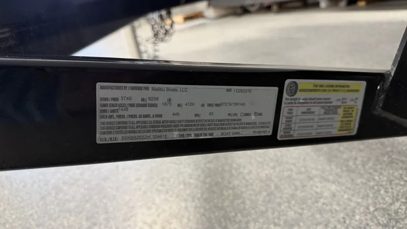 Slide: The Image of Malibu Wakesetter 24 MXZ 2017 - 129