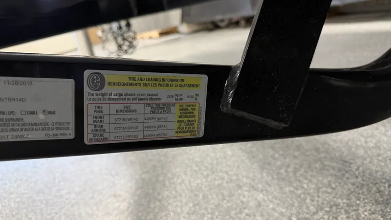 Slide: The Image of Malibu Wakesetter 24 MXZ 2017 - 130